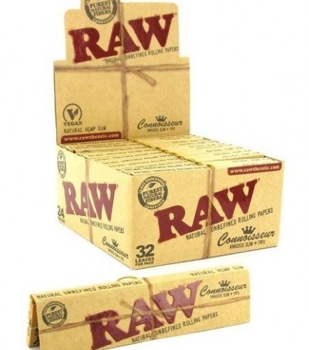 RAW Connoisseur Rolling Papers + Tips King Size